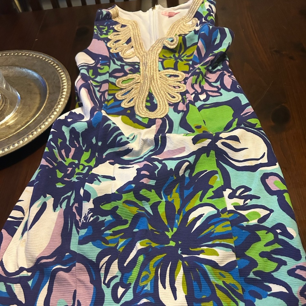 Lilly Pulitzer dress like new size medium